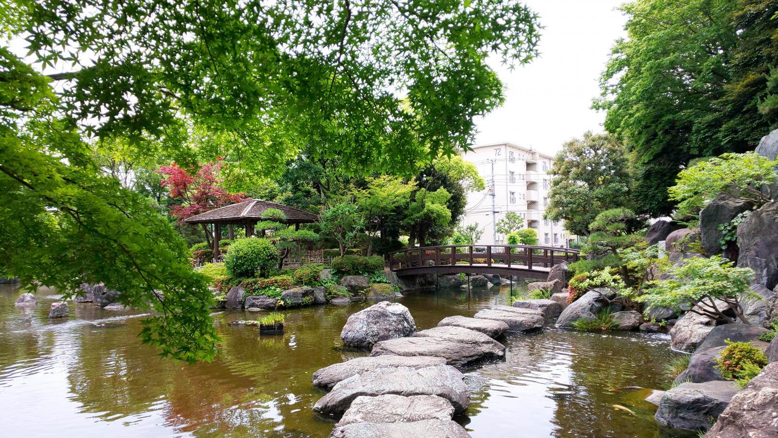 パブリネット 写真 花畑記念庭園