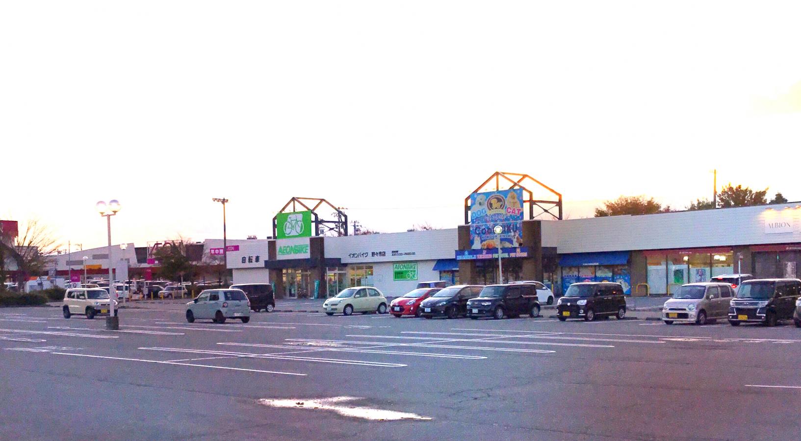 マーケットピア 野々市南ショッピングセンター 野々市市上林