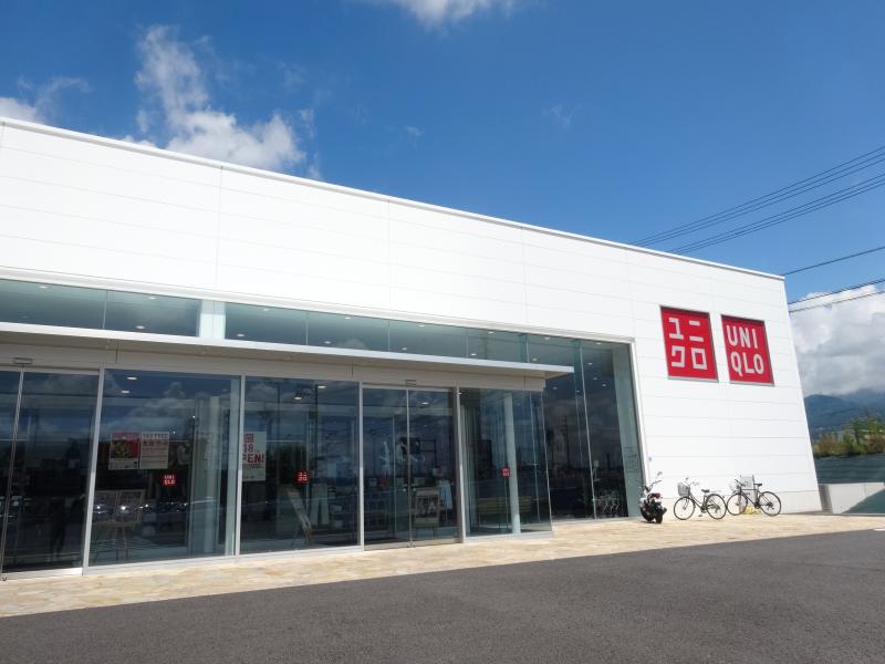 マーケットピア ユニクロ 上田店 上田市国分