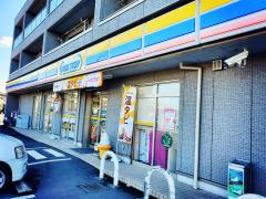 バンクマップ 周辺施設写真 埼玉りそな銀行武里支店