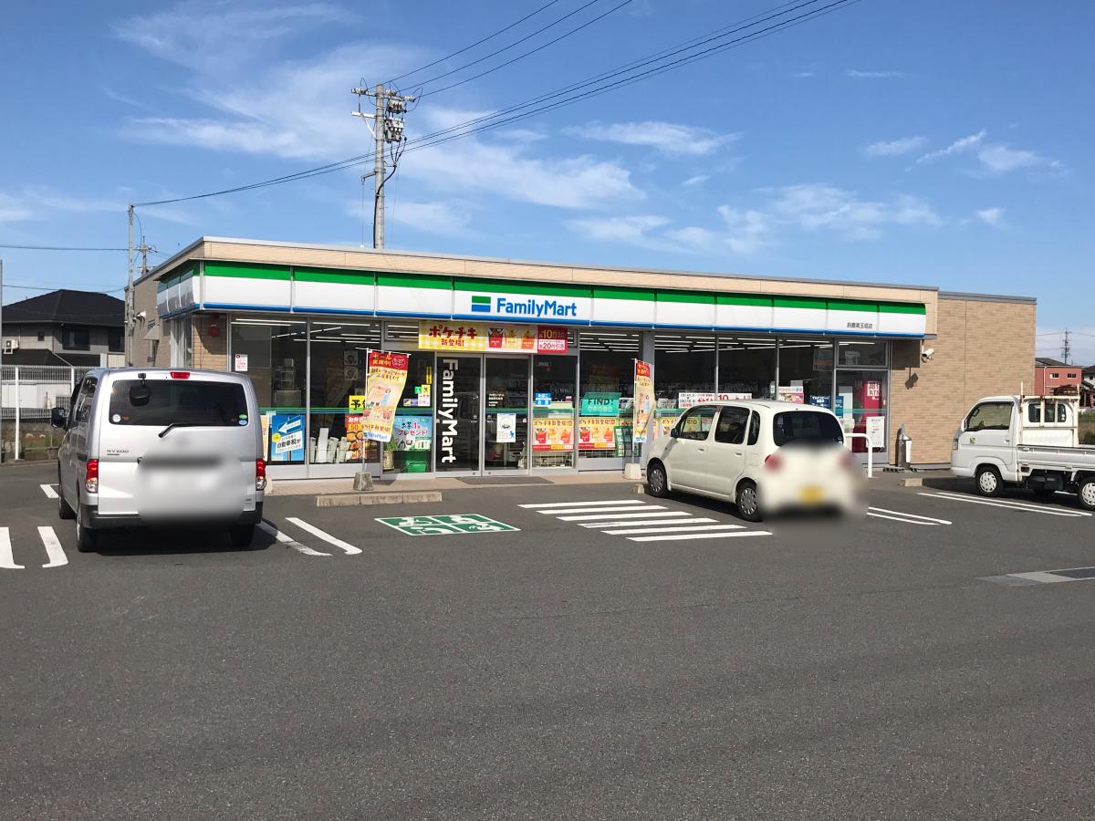 マーケットピア ファミリーマート 鈴鹿南玉垣店 鈴鹿市南玉垣町