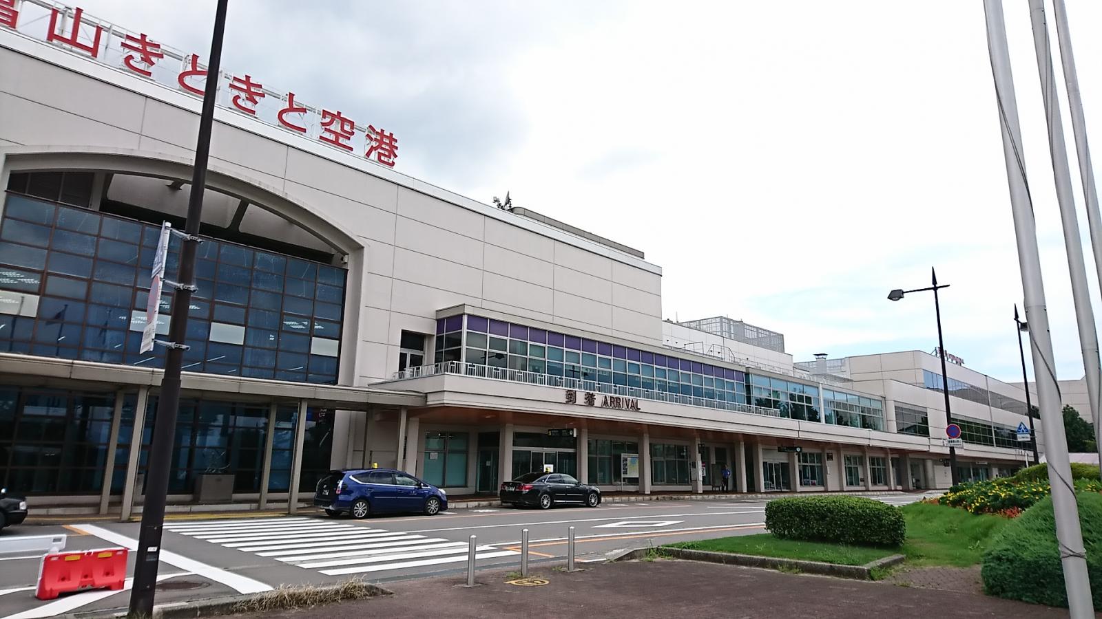 富山空港（富山きときと空港）