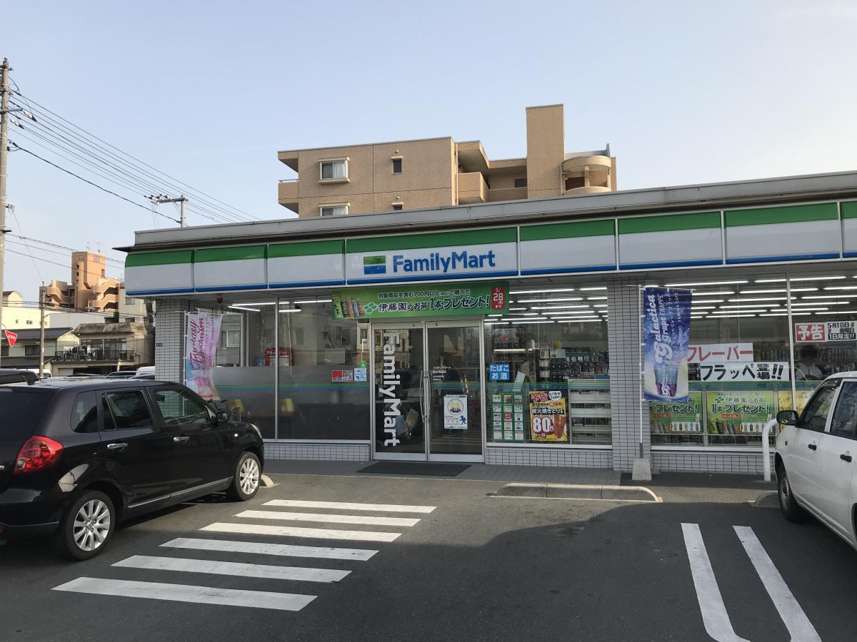 マーケットピア ファミリーマート 岡山奥田店 岡山市北区奥田本町