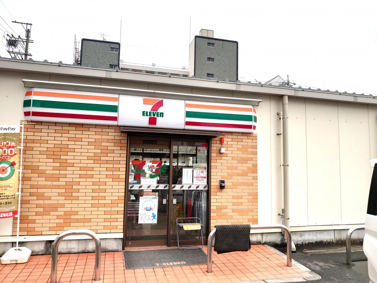 コンビニ
