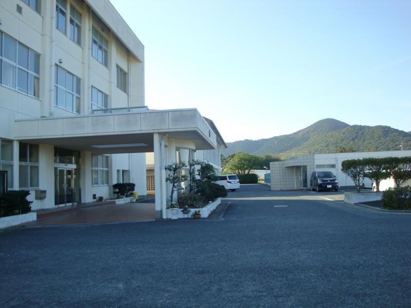 スタディピア 衣笠小学校 田原市田原町