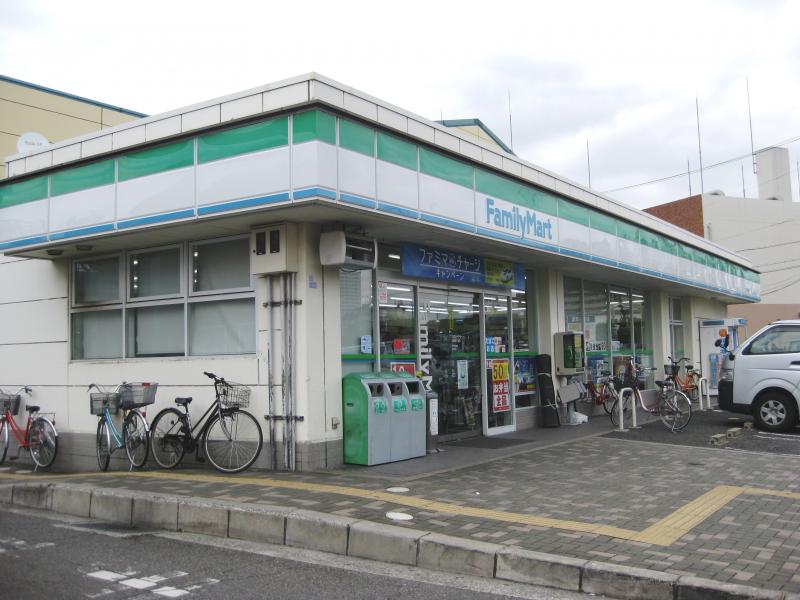 マーケットピア ファミリーマート 大開四丁目店