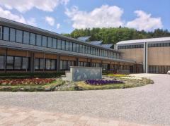 【スタディピア】中山中学校(高山市下岡本町)