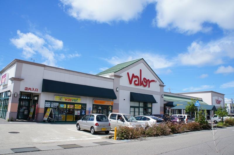 マーケットピア バロー 羽咋店