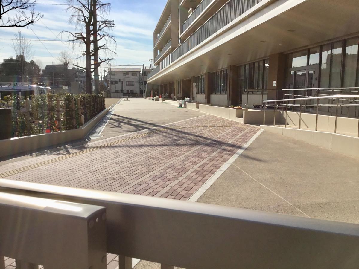 ホームメイト 第三松江小学校 写真