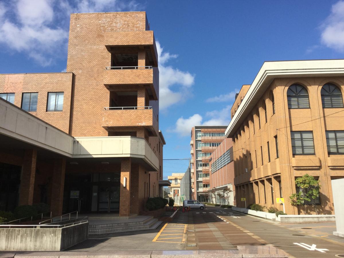 スタディピア 富山国際大学呉羽キャンパス 富山市