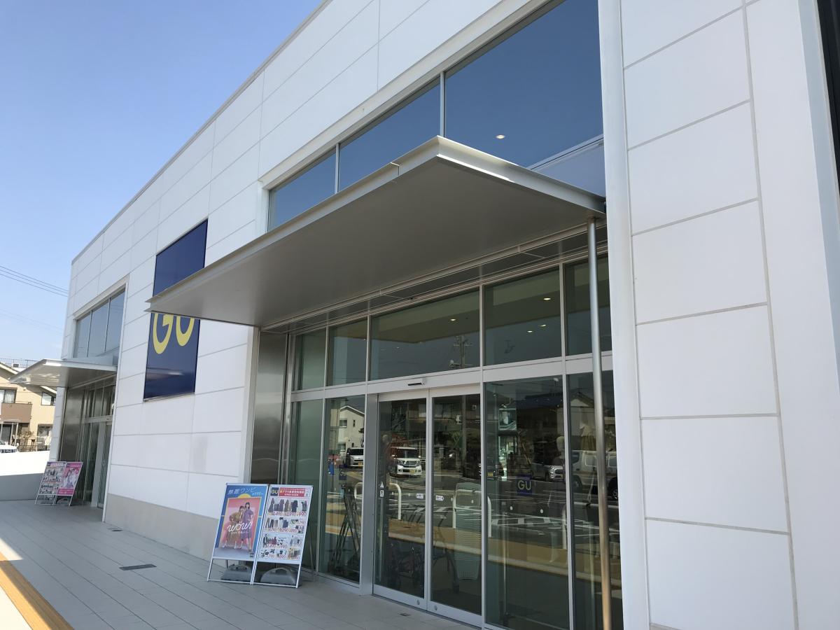 マーケットピア ジーユー アクロスプラザ扶桑店 丹羽郡扶桑町高雄