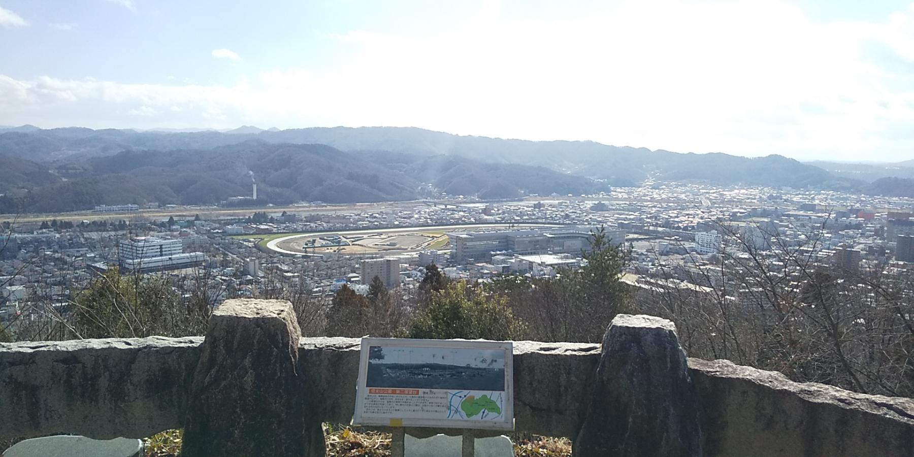 【旅探(たびたん)】信夫山第二展望台(福島市所窪) 【旅探(たびたん)】信夫山第二展望台(福島市所窪)