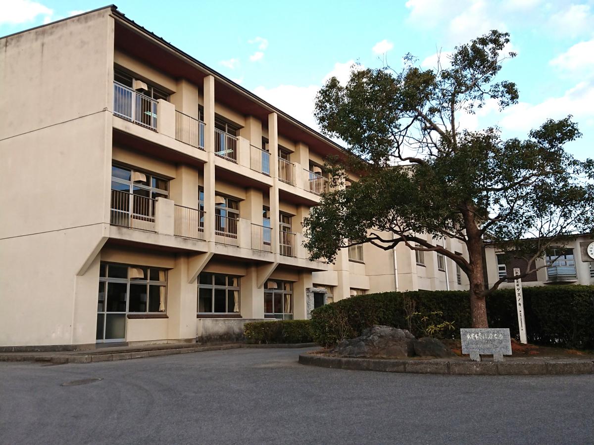 スタディピア 周西南中学校 君津市中野