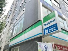 マーケットピア ファミリーマート センター北駅前店